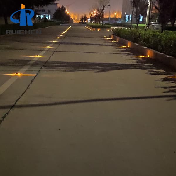 Solar Road Cat Eyes In China For Airport